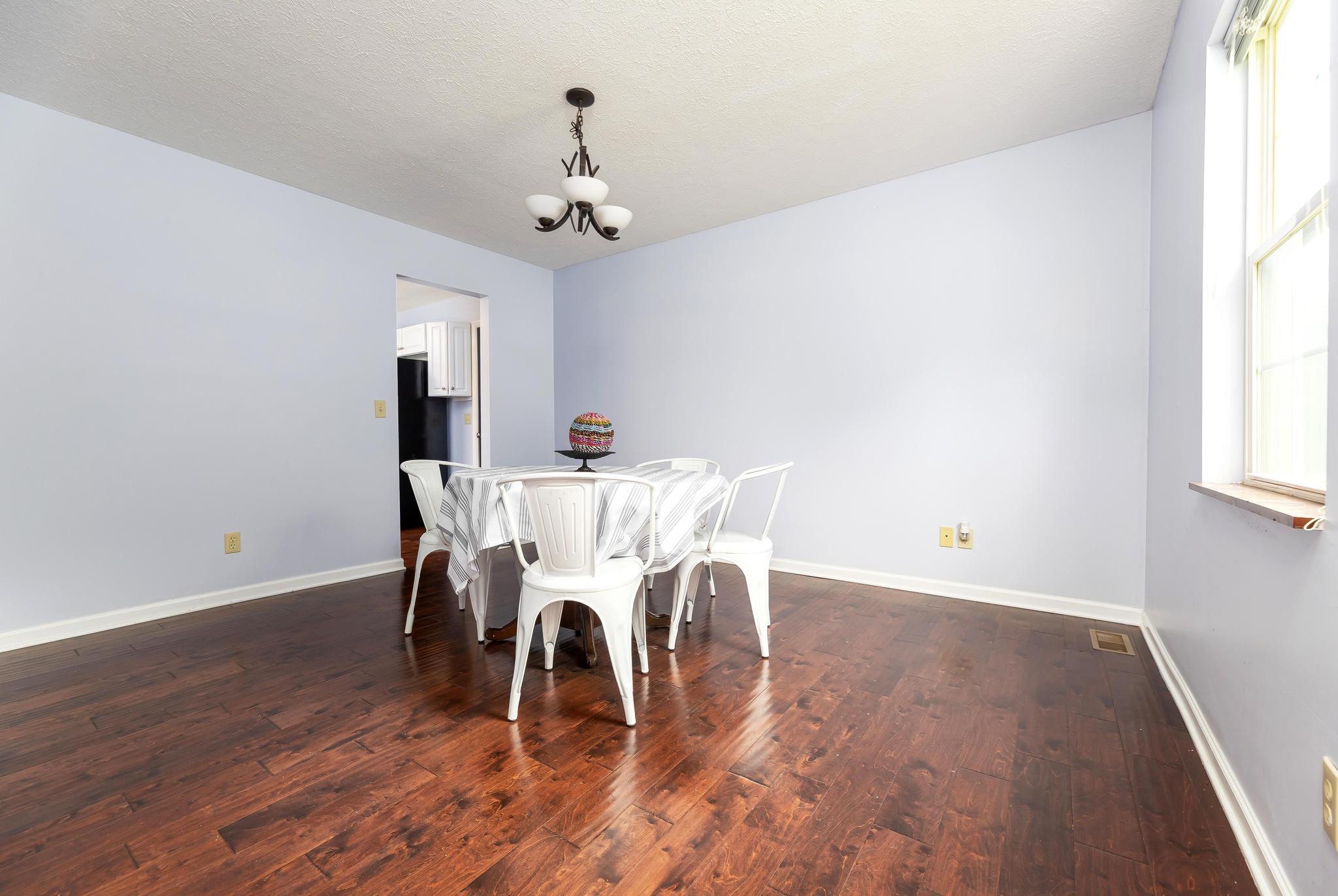 675 Long Hollow Road Elizabethton, TN 37643 - Photo 17 of 46 675LongHollowInt7