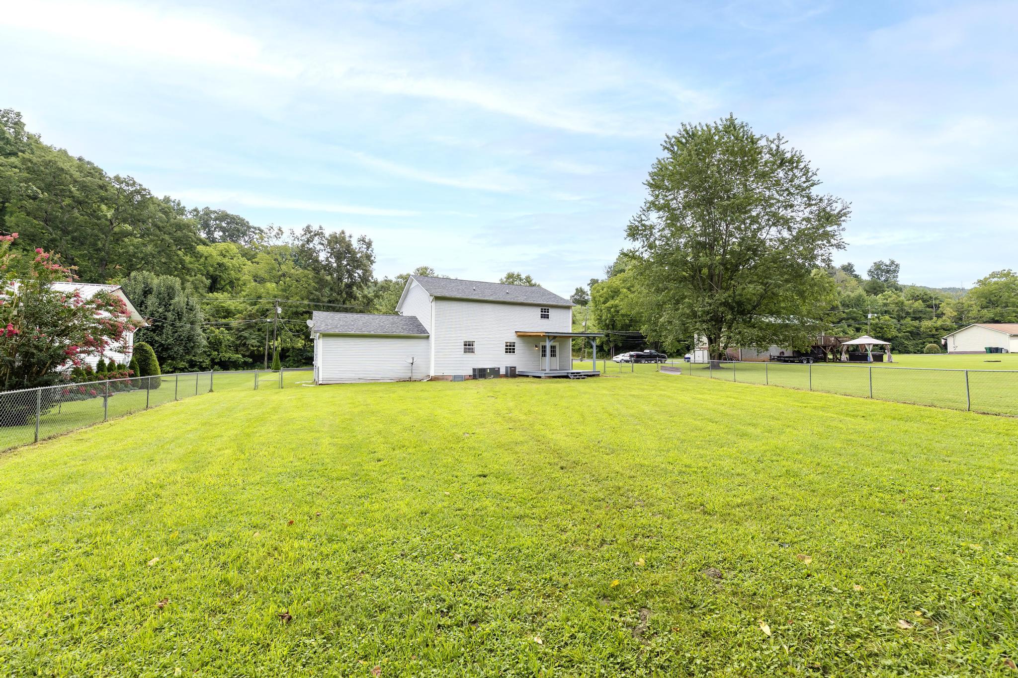 675 Long Hollow Road Elizabethton, TN 37643 - Photo 40 of 46 675LongHollowExt19