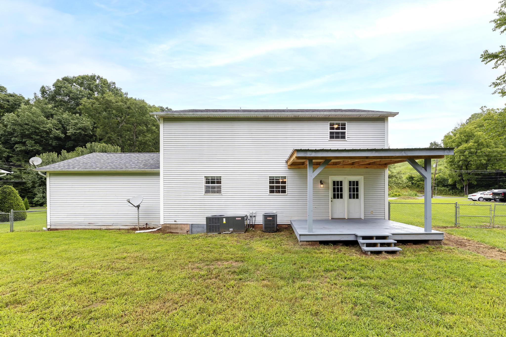 675 Long Hollow Road Elizabethton, TN 37643 - Photo 42 of 46 675LongHollowExt21