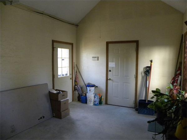 102 Smith Road Charlton, MA 01507 - Photo 26 of 28 Gallery Image 26