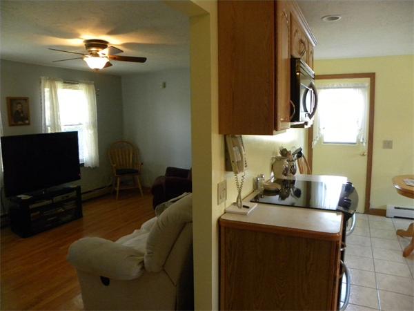 102 Smith Road Charlton, MA 01507 - Photo 5 of 28 Gallery Image 5