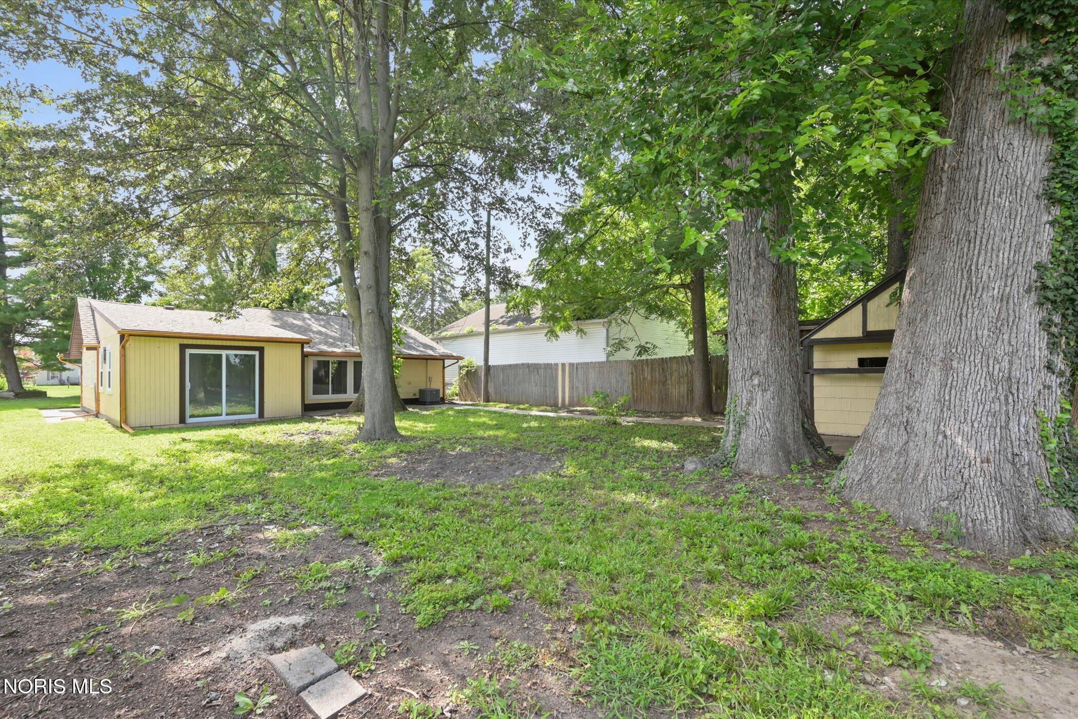 1374 Gage Road Toledo, OH 43612 - Photo 25 of 27 Gallery Image 25