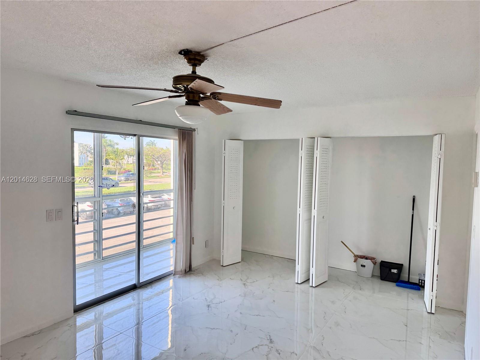 272 Dorset G, Unit G Boca Raton, FL 33434 - Photo 3 of 12 Photo 3