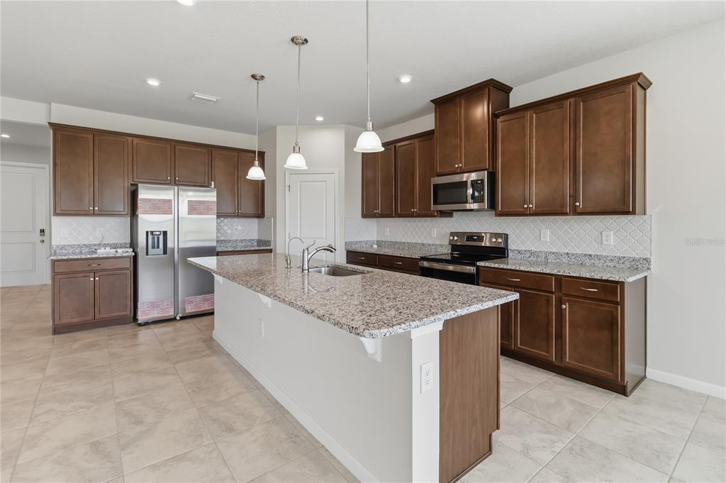 5581 Vigo Loop St. Cloud, FL 34771 - Photo 8 of 31