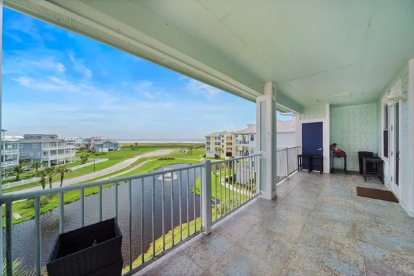 $545,000 | 4121 Pointe W Drive, Unit 301, Galveston, TX 77554