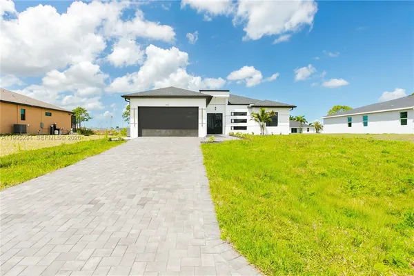 $420,000 | 2834 Northwest 17th Place, Cape Coral, FL 33993