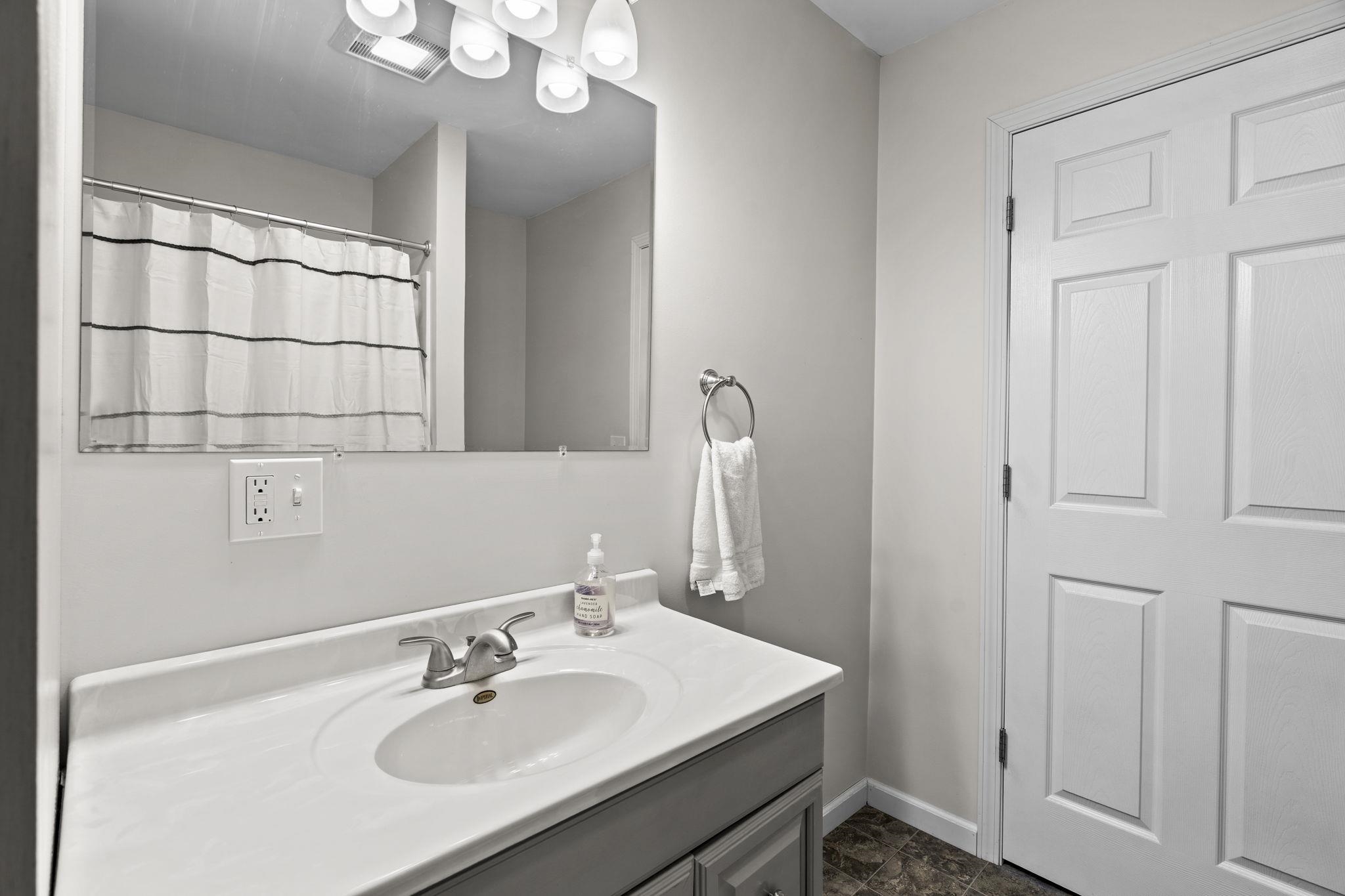 6345 East Lincoln Road Cedar, MI 49621 - Photo 21 of 31 1950612-8047ff1c-0646-4b05-b56c-06c8a8a342ed.JPG