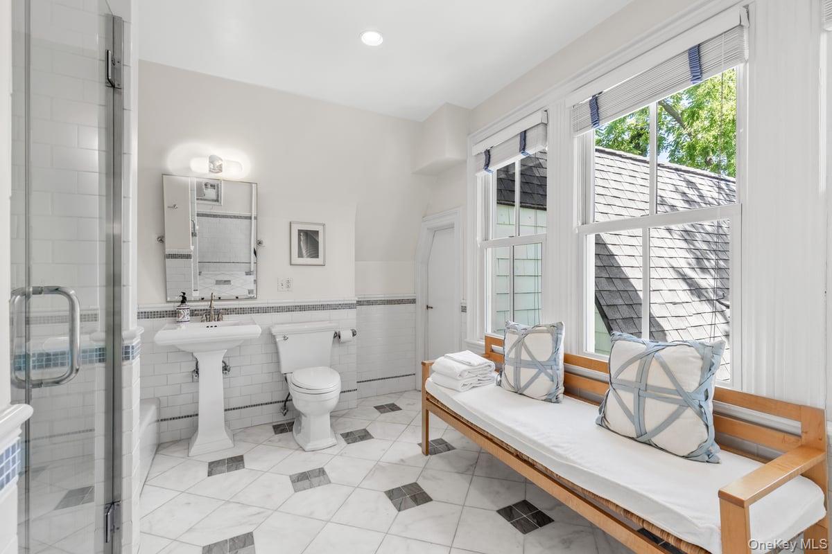731 Forest Avenue Rye, NY 10580 - Photo 38 of 50 Gallery Image 38