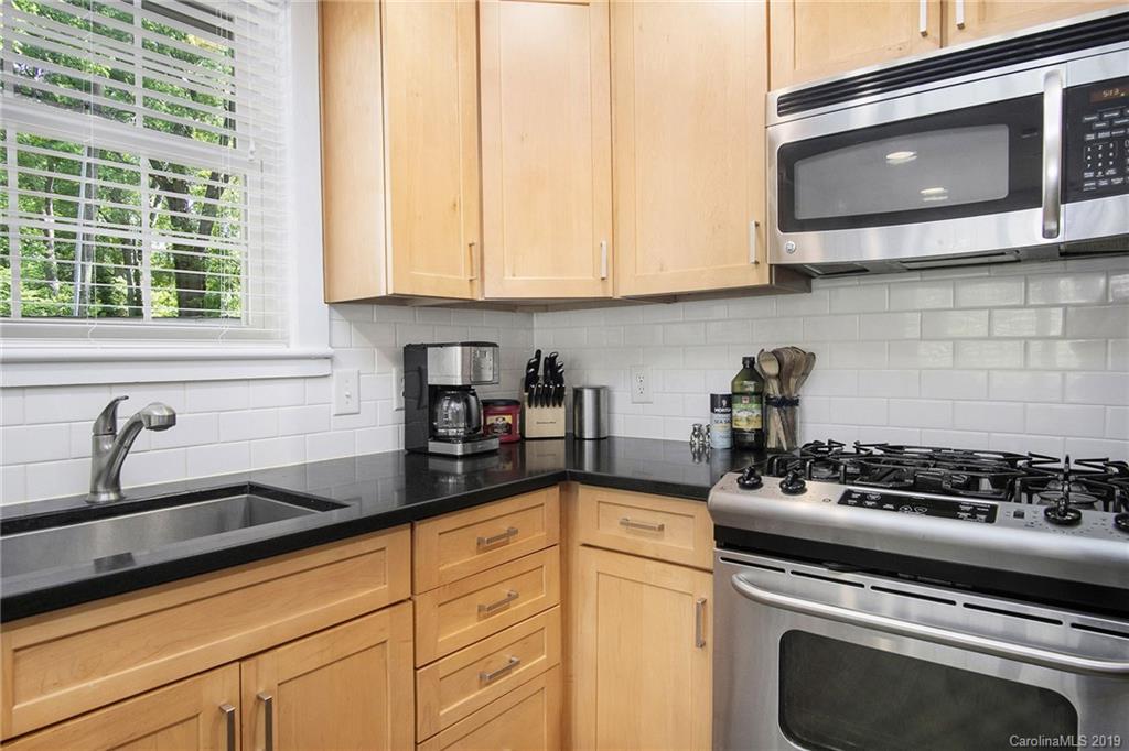 1400 Brook Road Charlotte, NC 28205 - Photo 17 of 47