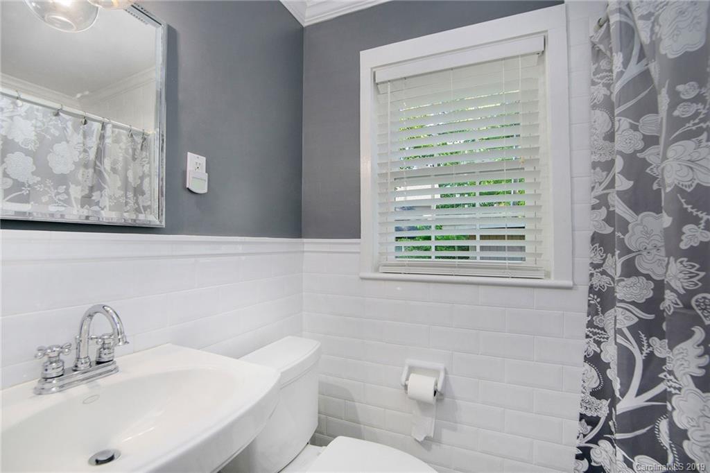 1400 Brook Road Charlotte, NC 28205 - Photo 38 of 47
