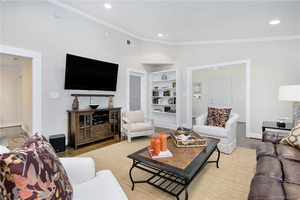 1400 Brook Road Charlotte, NC 28205 - Photo 10 of 47