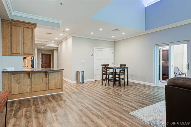 $429,900 | 1 Riverpointe Plaza, Unit 1107, Jeffersonville, IN 47130