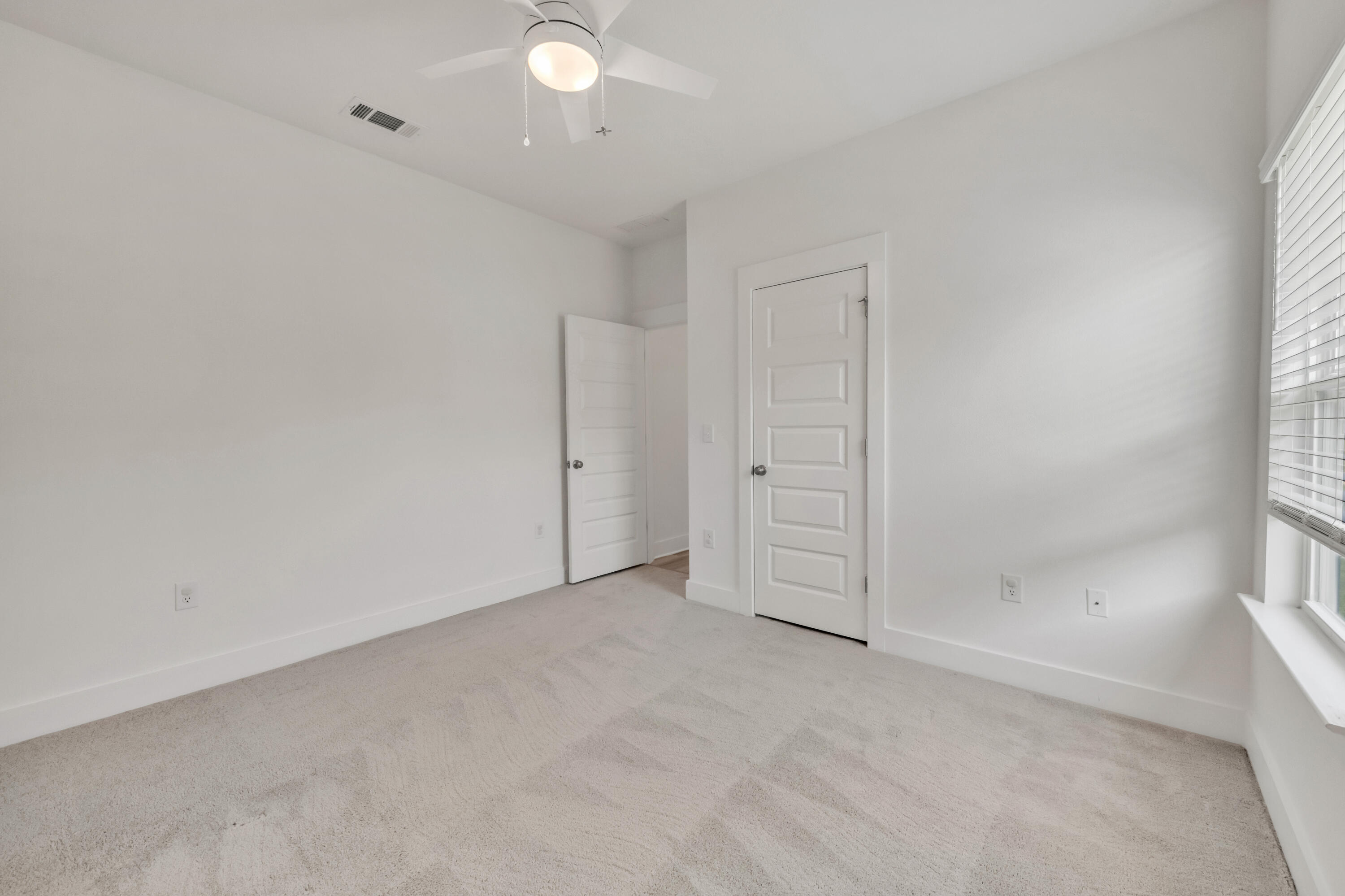 161 Blooming Cove Crestview, FL 32539 - Photo 17 of 23 _D851876