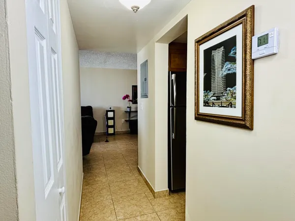 $2,400 | 8201 Northwest 8th Street, Unit 1509, Miami, FL 33126