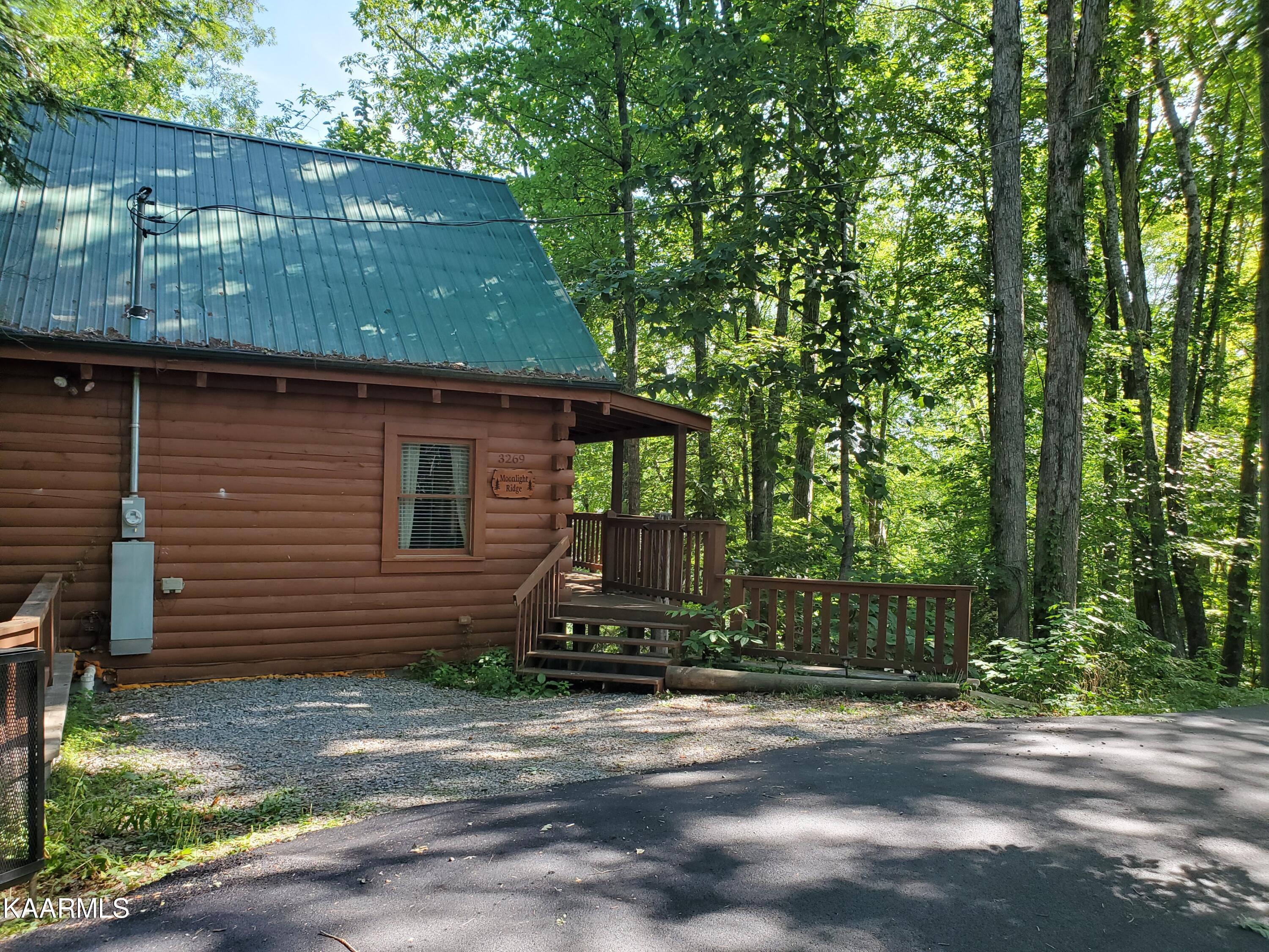 3269 Rubye Road Sevierville, TN 37876 - Photo 3 of 31 20220620_102022