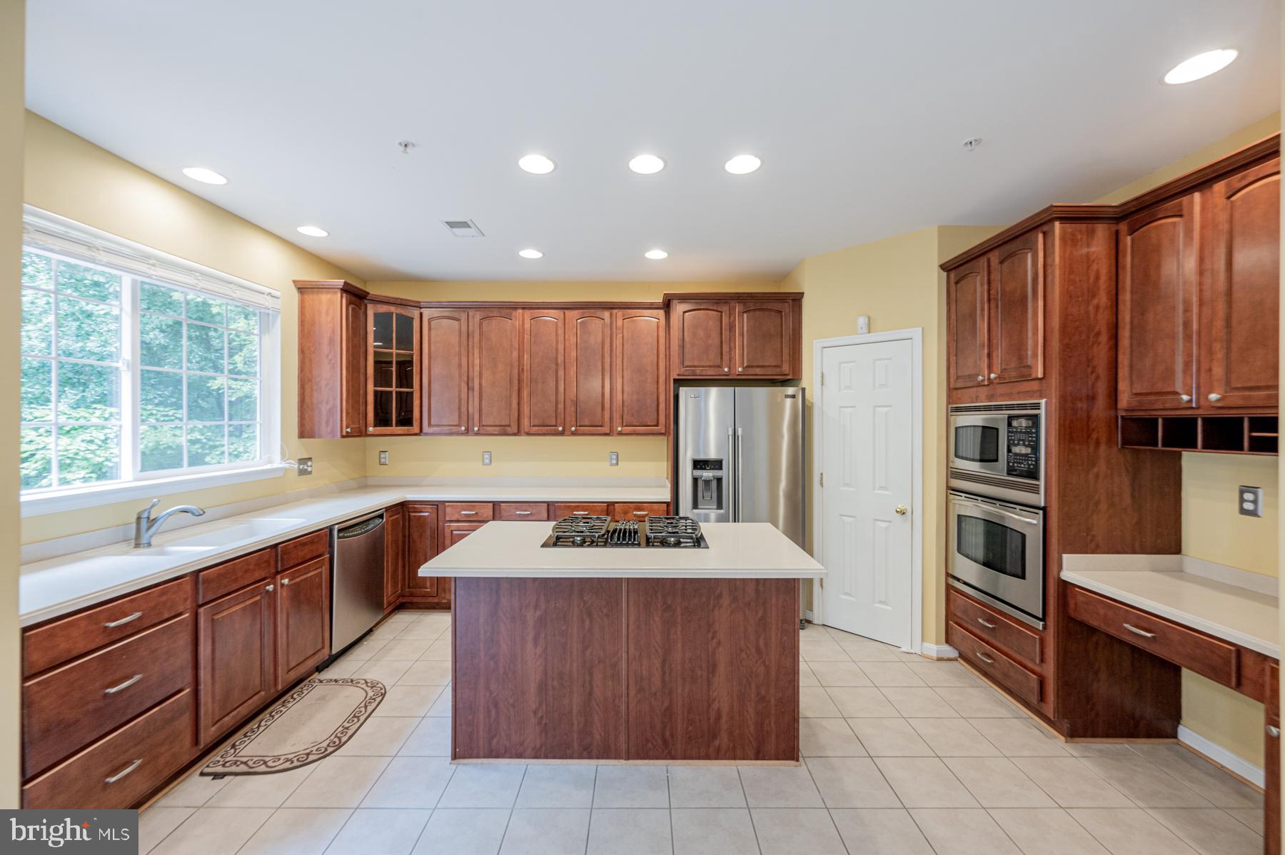 9916 Farm Pond Road Laurel, MD 20708 - Photo 16 of 45