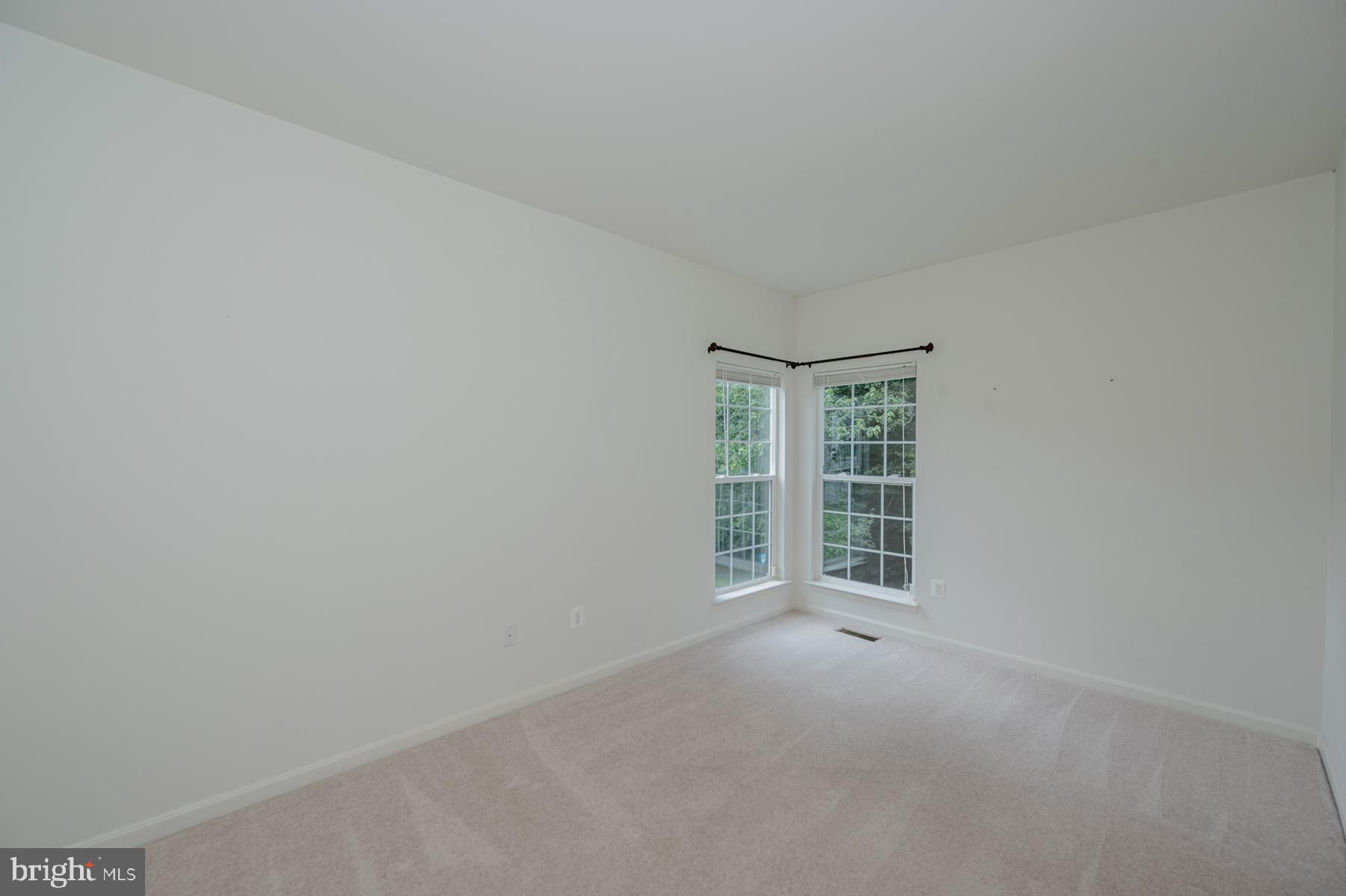9916 Farm Pond Road Laurel, MD 20708 - Photo 23 of 45