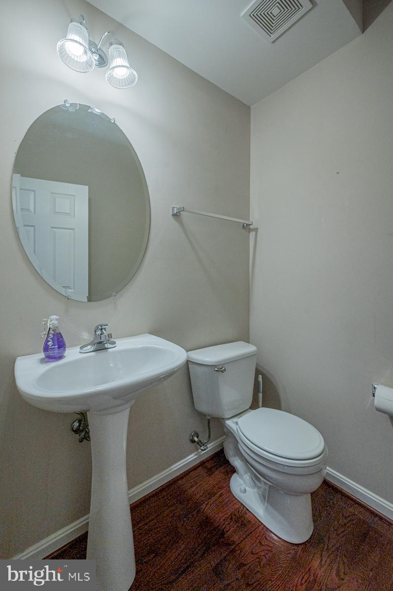9916 Farm Pond Road Laurel, MD 20708 - Photo 24 of 45