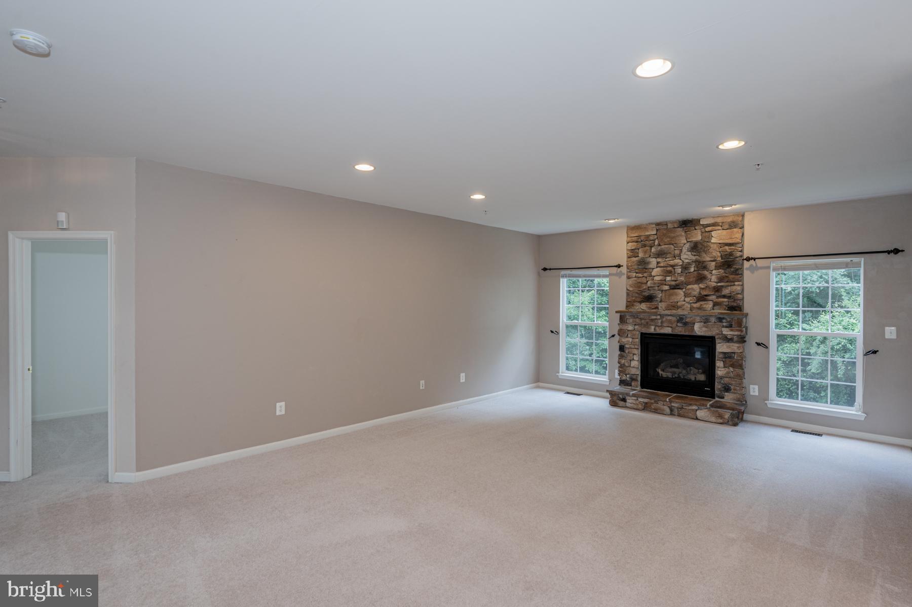 9916 Farm Pond Road Laurel, MD 20708 - Photo 9 of 45