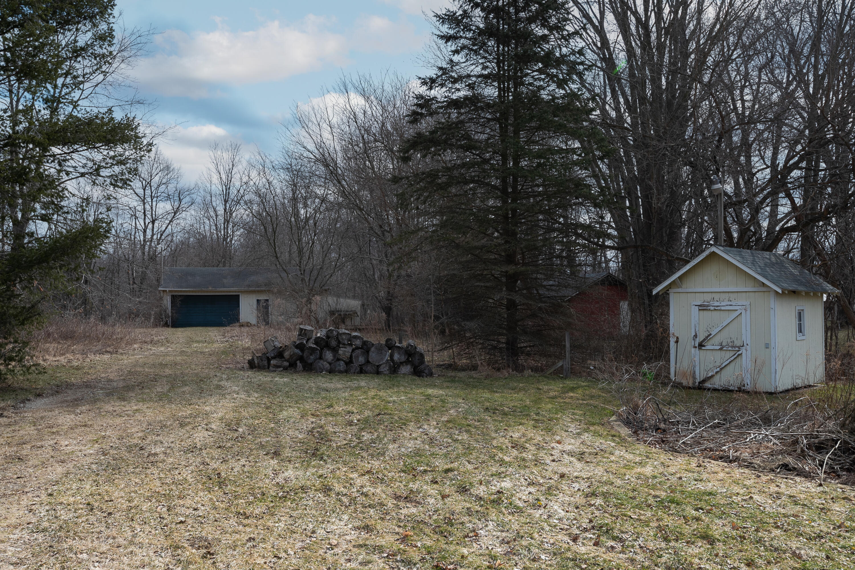 3253 Merry Road Eau Claire, MI 49111 - Photo 7 of 25 HouseShoot-33