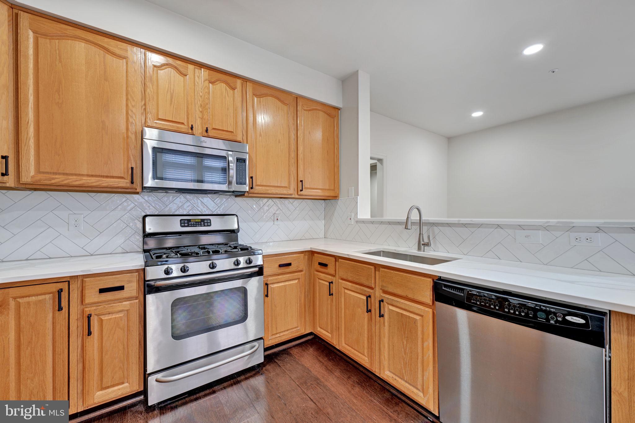 14203 Plum Run Way Silver Spring, MD 20906 - Photo 17 of 48 Gallery Image 17