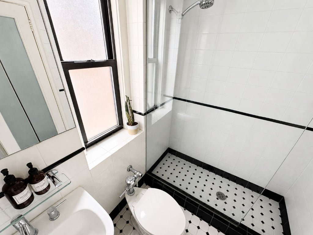 333 East 53rd Street, Unit 8F Manhattan, NY 10022 - Photo 8 of 15 Photo 8