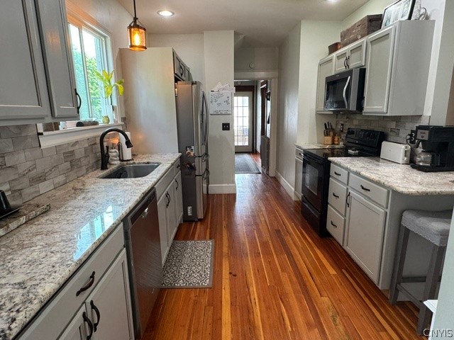 454 Sayles Street Oneida, NY 13421 - Photo 13 of 28 Granite counters