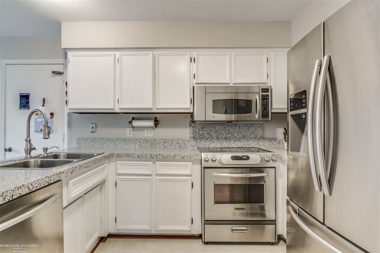 15057 Riverside Street Livonia, MI 48154 - Photo 18 of 39 Gallery Image 18