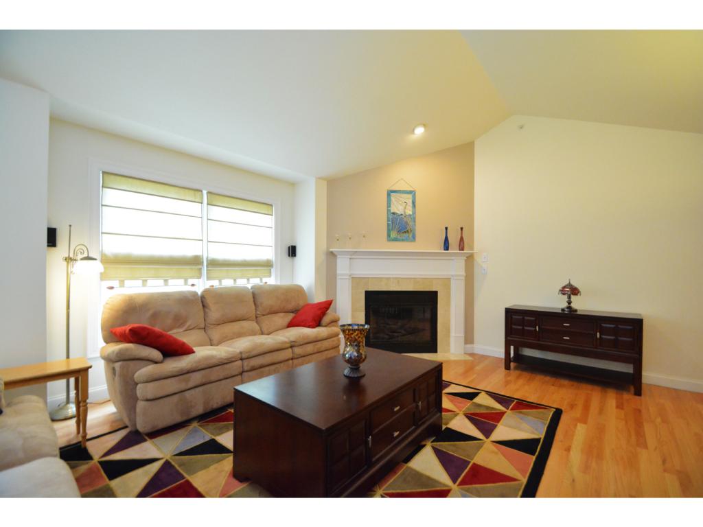 2 Risloves Way, Unit 1 Fremont, NH 03044 - Photo 11 of 36