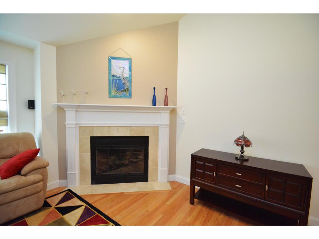 2 Risloves Way, Unit 1 Fremont, NH 03044 - Photo 12 of 36