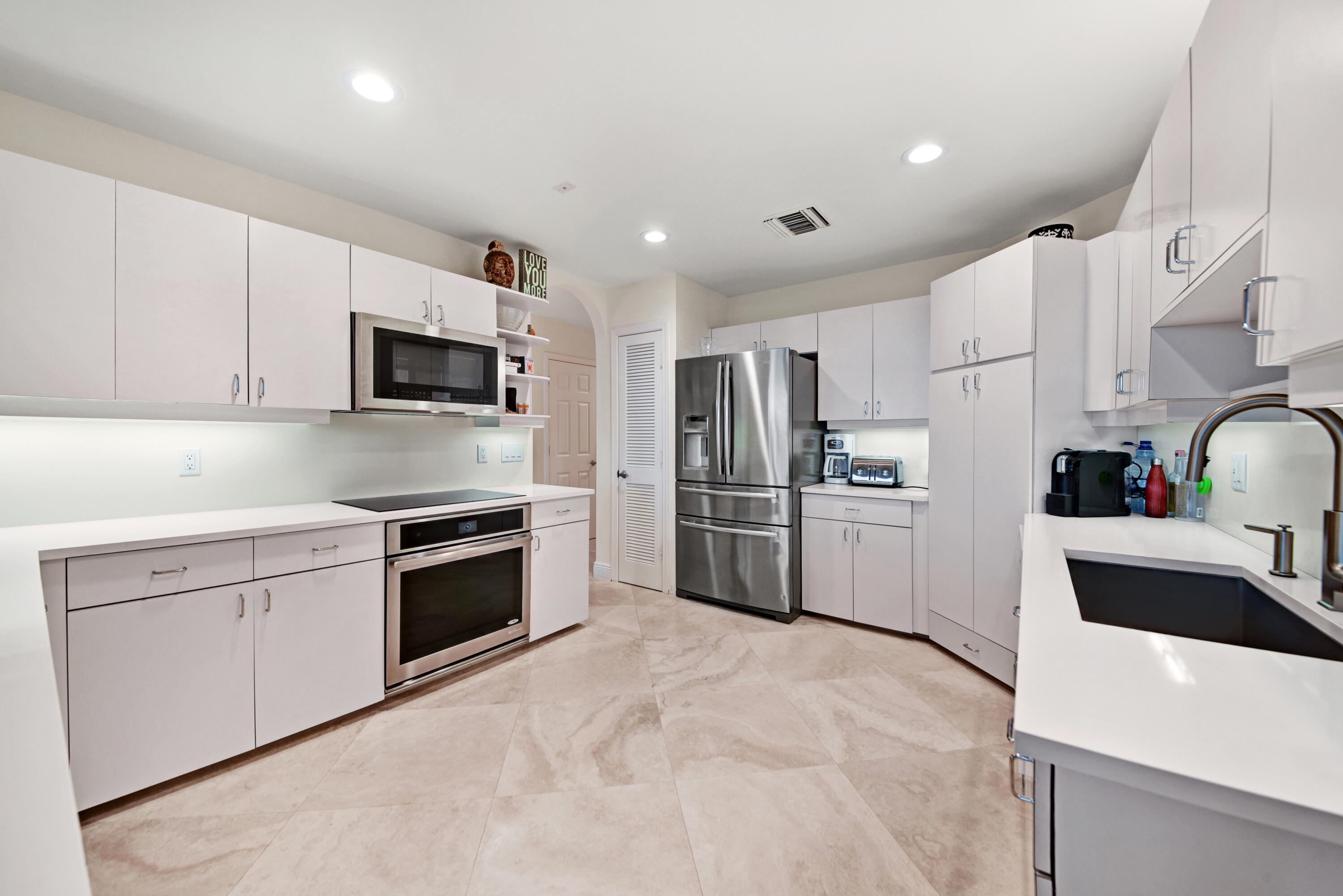 5111 North Ocean Boulevard, Unit C Ocean Ridge, FL 33435 - Photo 11 of 30 Kitchen