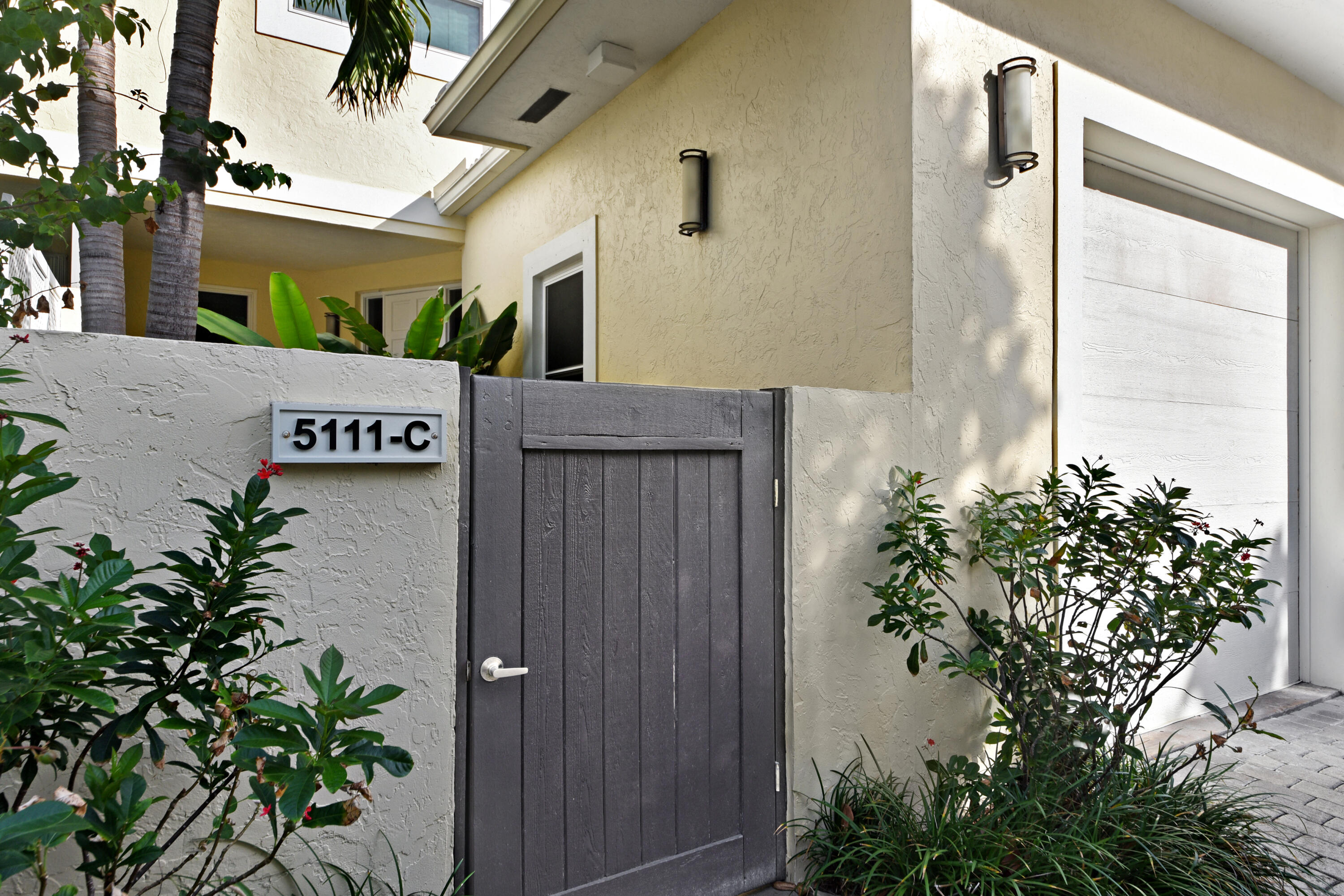 5111 North Ocean Boulevard, Unit C Ocean Ridge, FL 33435 - Photo 6 of 30 Private Gated Courtyard and Entryway