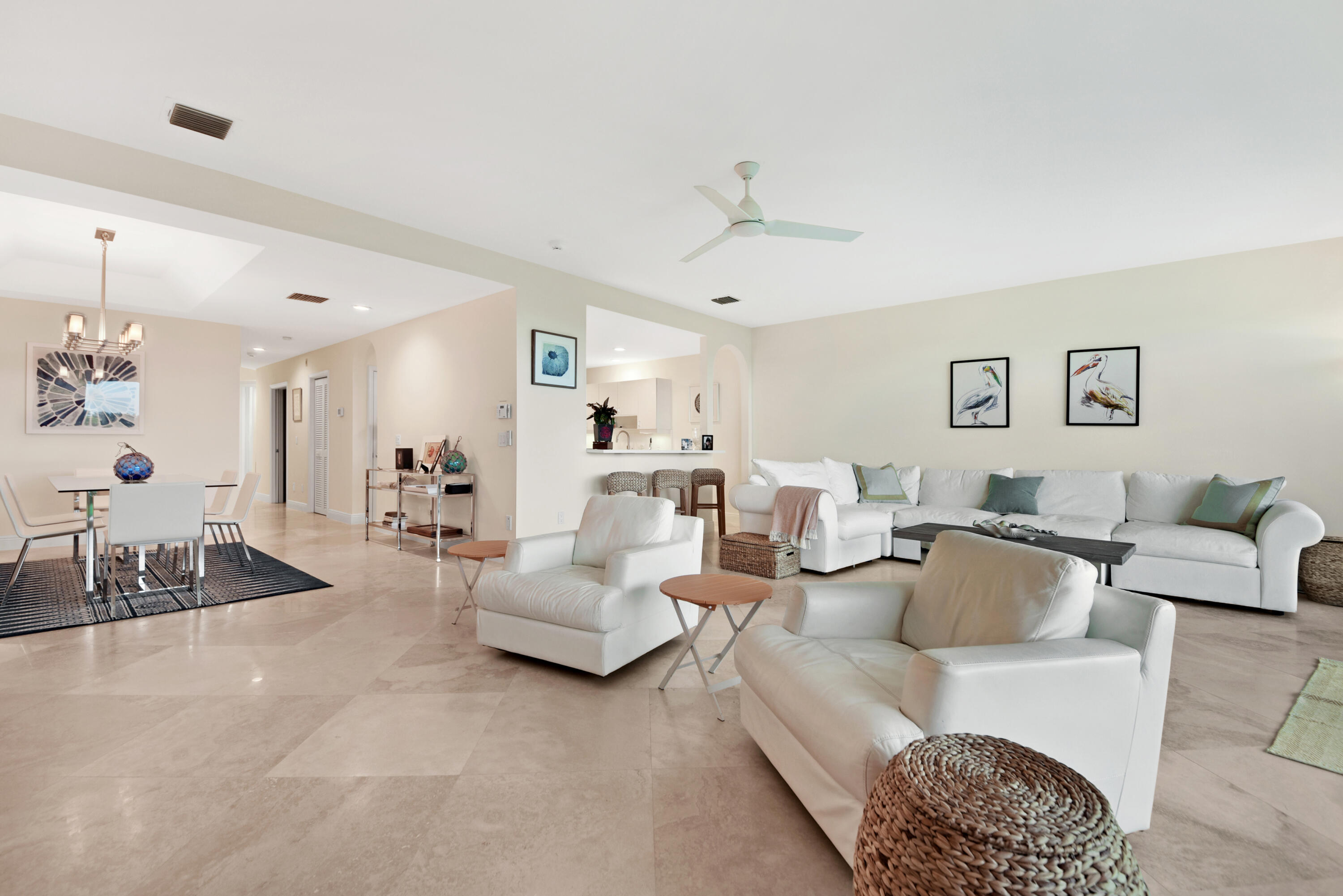 5111 North Ocean Boulevard, Unit C Ocean Ridge, FL 33435 - Photo 10 of 30 Great Room