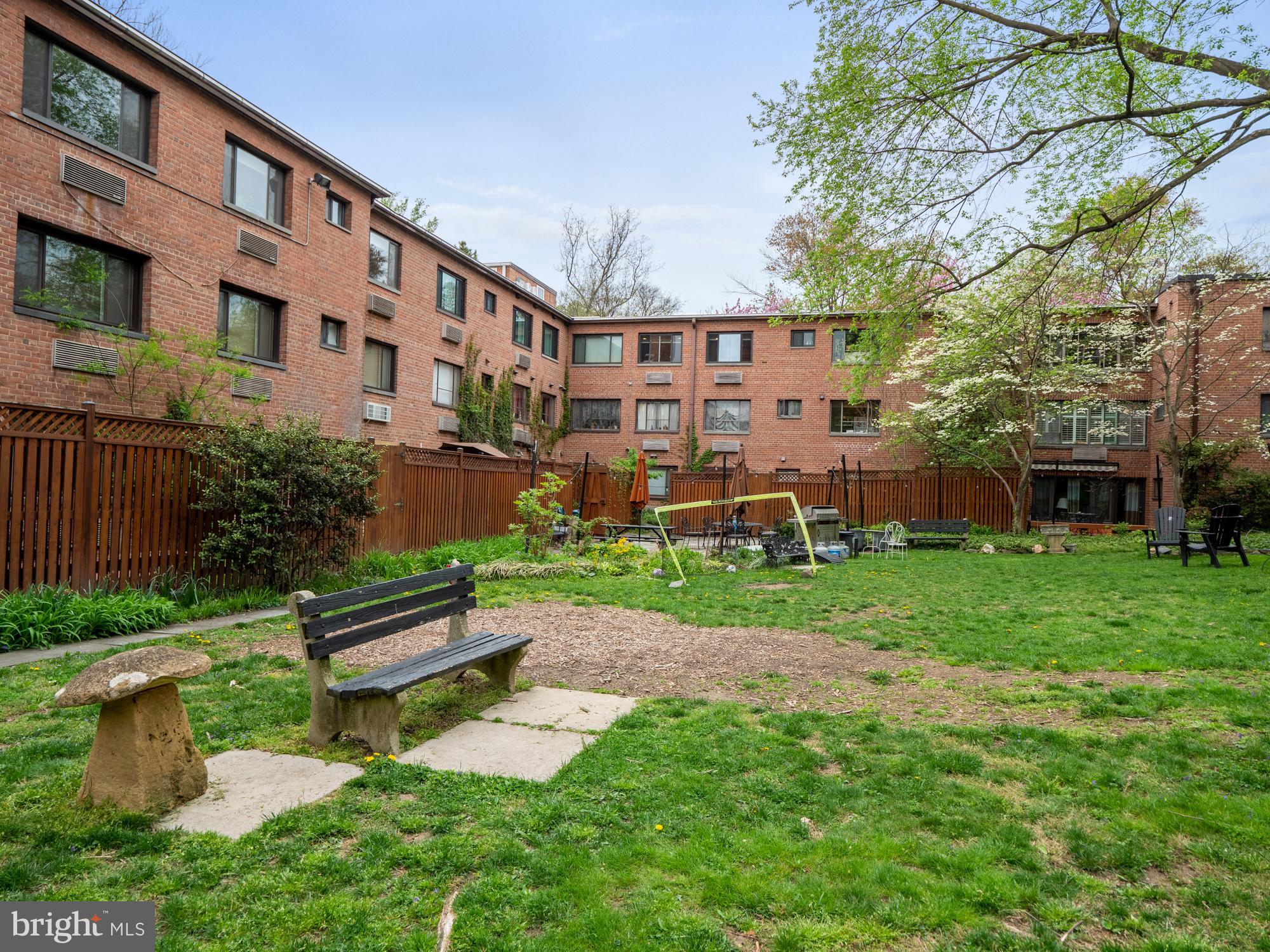 4114 Davis Place Northwest, Unit 111 Washington, DC 20007 - Photo 16 of 31