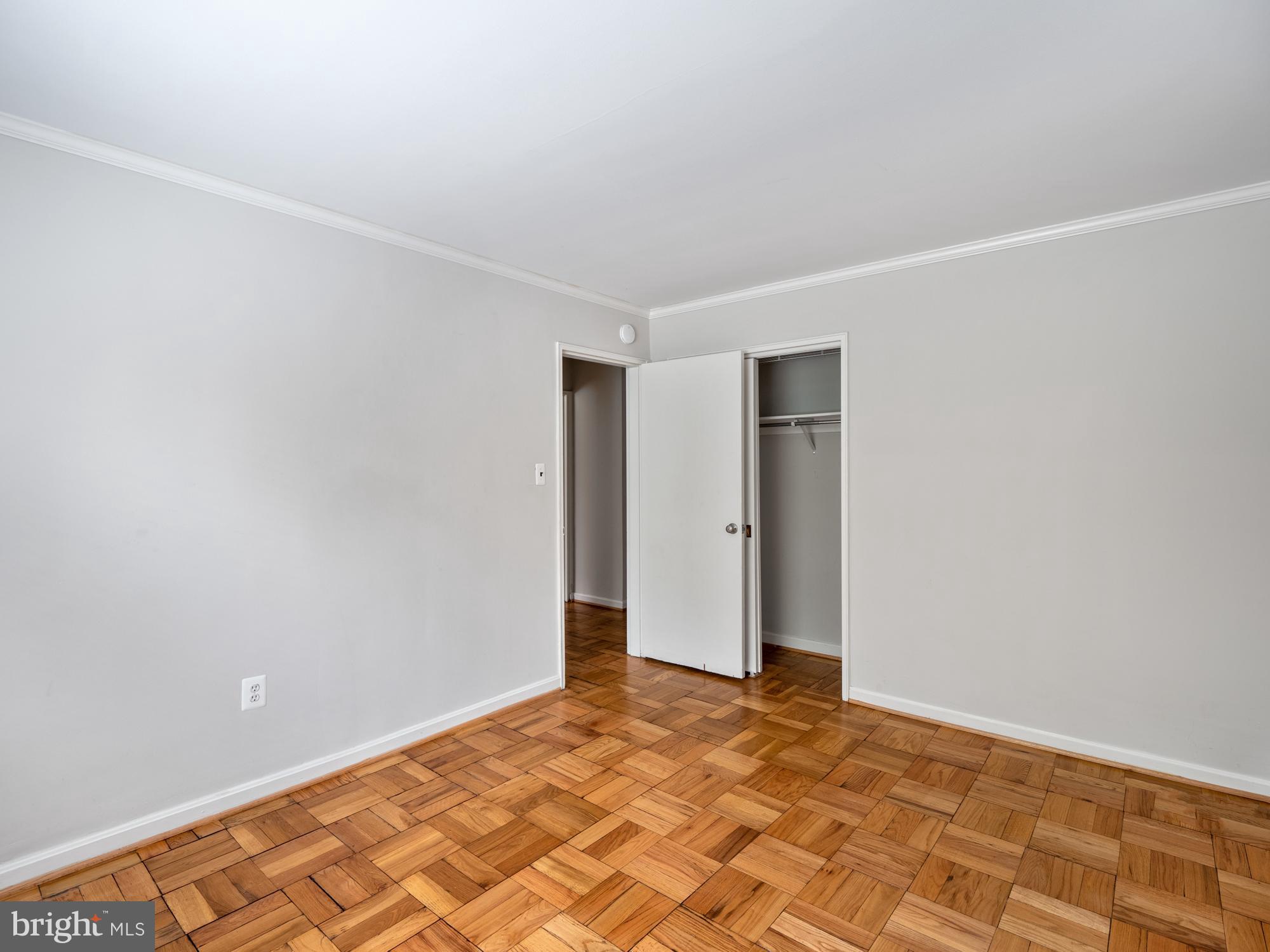 4114 Davis Place Northwest, Unit 111 Washington, DC 20007 - Photo 20 of 31