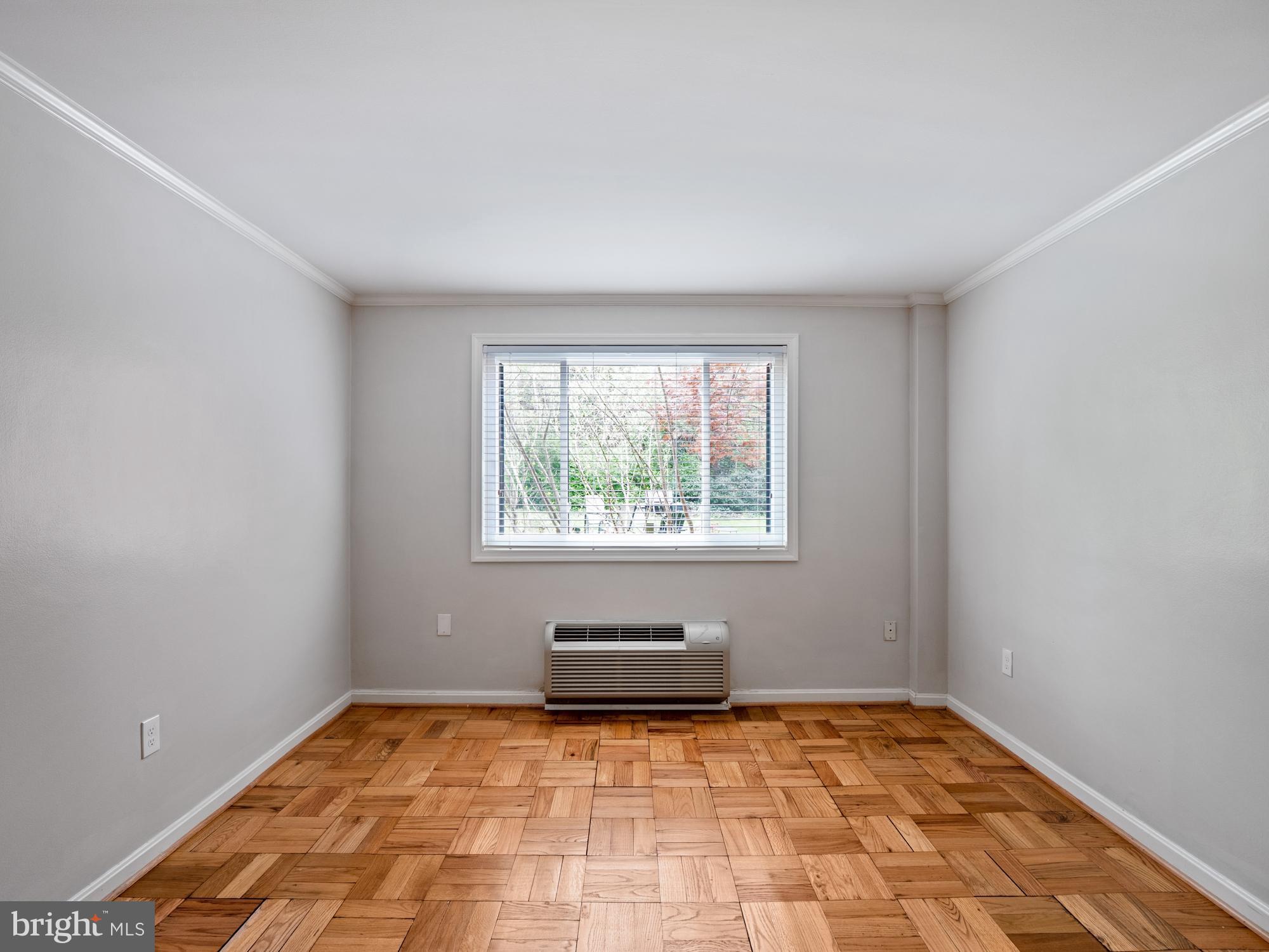 4114 Davis Place Northwest, Unit 111 Washington, DC 20007 - Photo 24 of 31