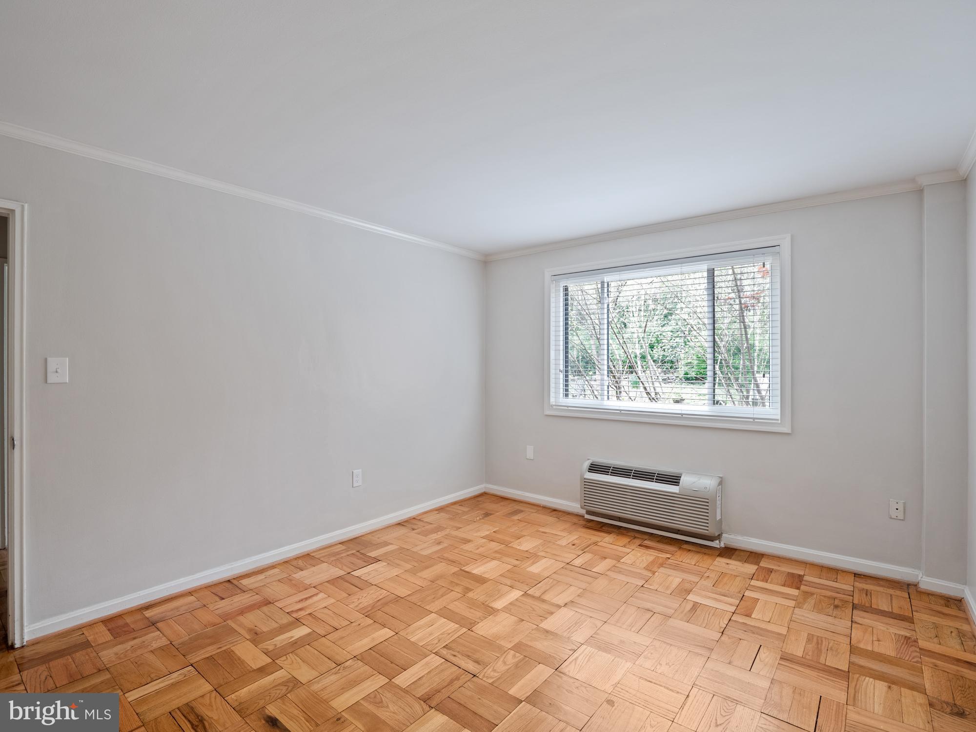 4114 Davis Place Northwest, Unit 111 Washington, DC 20007 - Photo 26 of 31