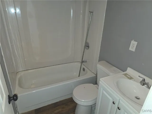 $180,000 | 5490 Trastevere Road, Unit 2, Clay, NY 13041