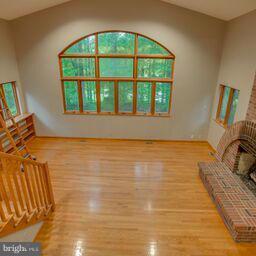 6411 Chapel View Road Clifton, VA 20124 - Photo 16 of 28 Family Room