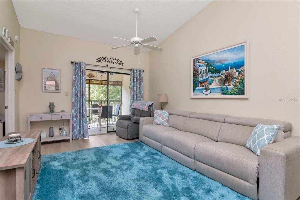 11511 113th Street, Unit 13F Largo, FL 33778 - Photo 2 of 40