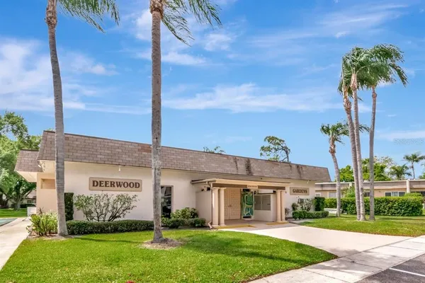 $215,000 | 11511 113th Street, Unit 13F, Largo, FL 33778