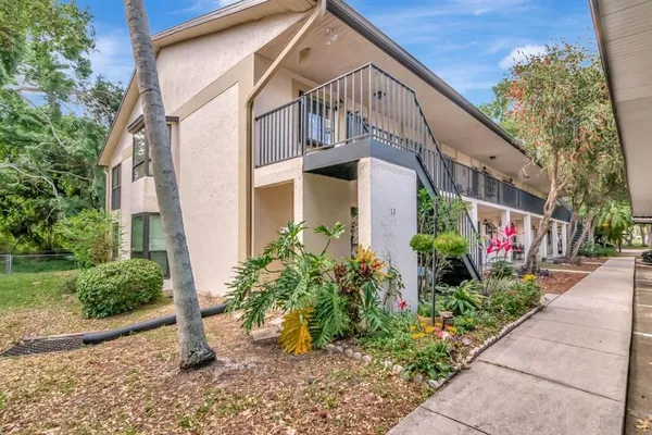 $215,000 | 11511 113th Street, Unit 13F, Largo, FL 33778