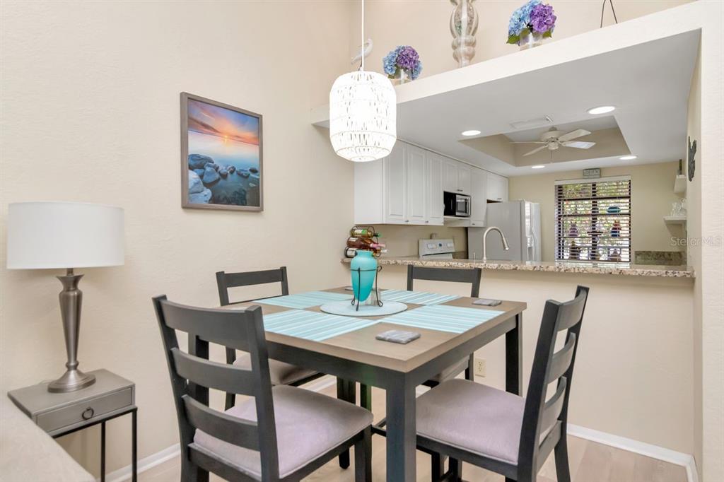 11511 113th Street, Unit 13F Largo, FL 33778 - Photo 4 of 40