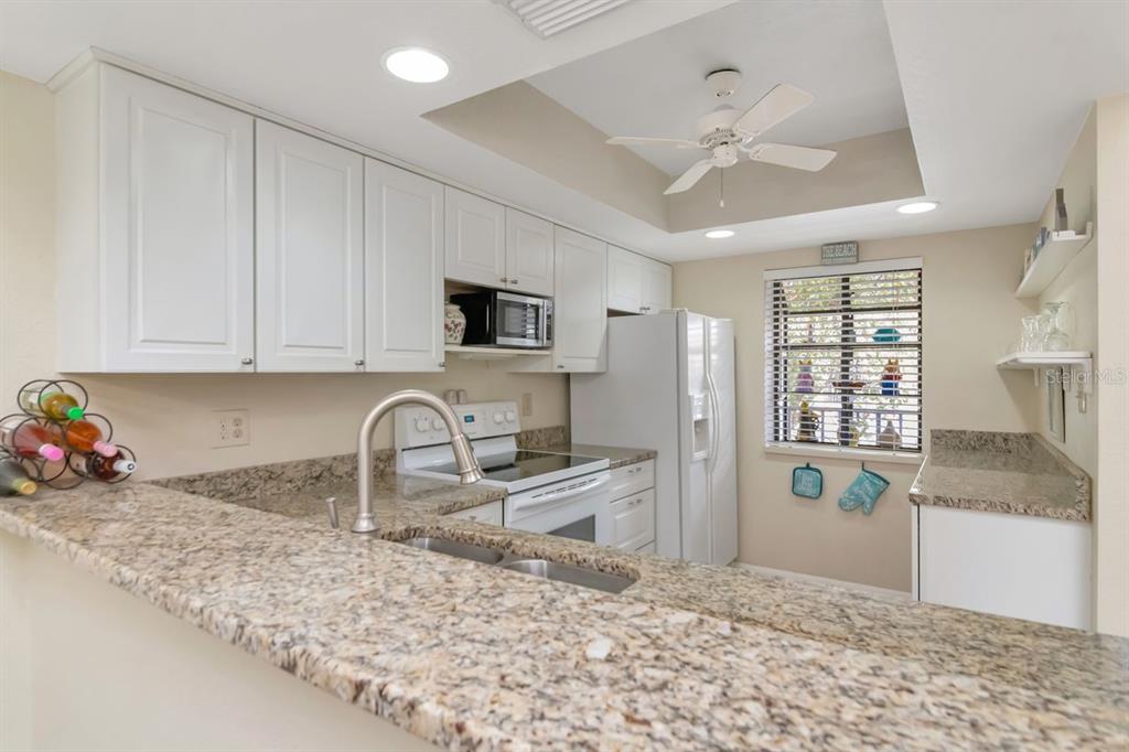 11511 113th Street, Unit 13F Largo, FL 33778 - Photo 6 of 40