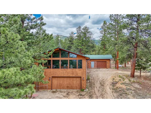 a house view with a outdoor space