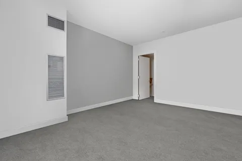 $1,320,000 | 500 Atlantic Avenue, Unit 14E, Boston, MA 02210