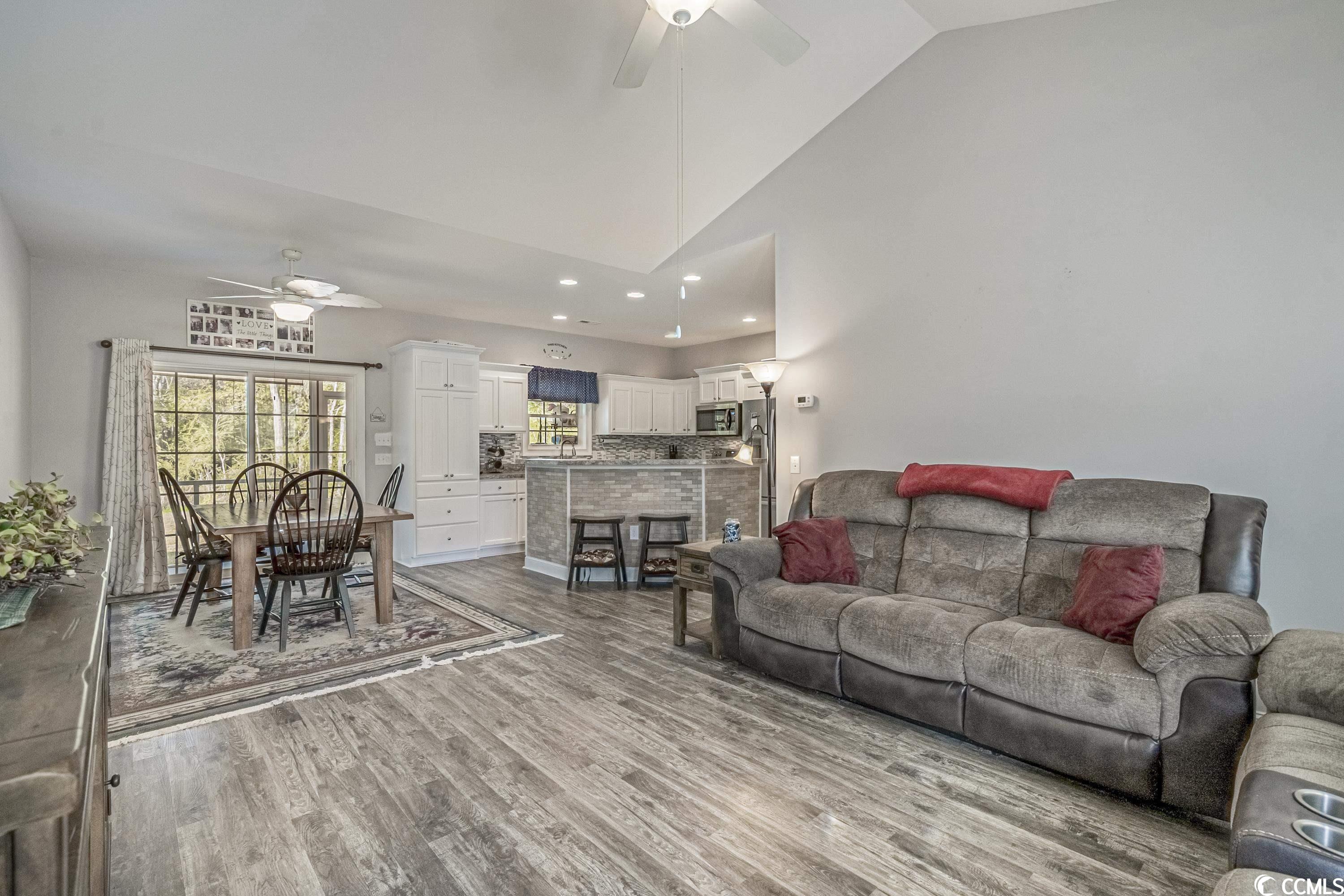 108 Allsbrook Road Loris, SC 29569 - Photo 8 of 39 Gallery Image 8