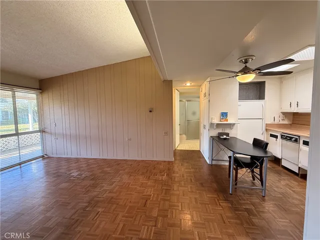 $319,000 | 1321 Prestwick Road, Unit 147K, Seal Beach, CA 90740