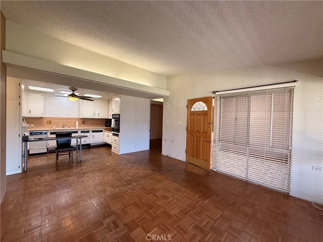 $319,000 | 1321 Prestwick Road, Unit 147K, Seal Beach, CA 90740