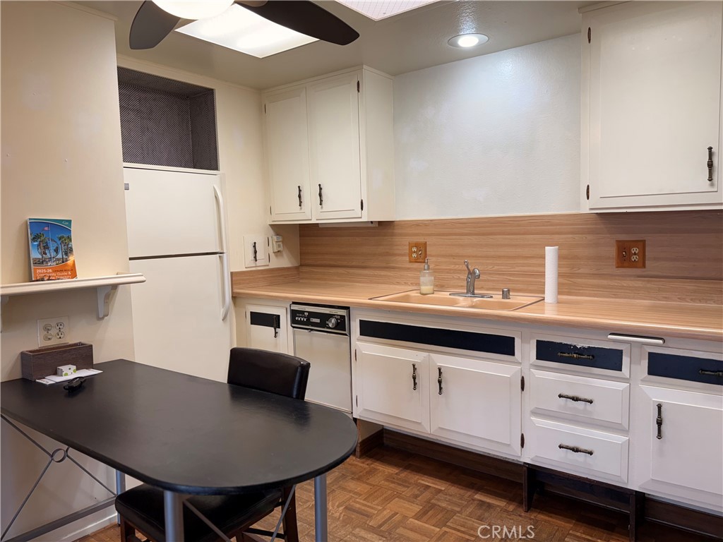 1321 Prestwick Road, Unit 147K Seal Beach, CA 90740 - Photo 17 of 29